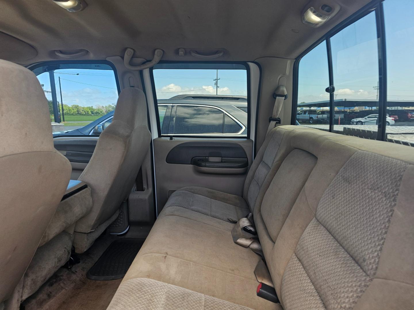 2003 WHITE FORD F-350 SD King Ranch Crew Cab Long Bed 2WD (1FTSW30F73E) with an 7.3L V8 OHV 16V TURBO DIESEL engine, 4-SPEED AUTOMATIC transmission, located at 533 S Seven Points BLVD, Seven Points, TX, 75143, (430) 255-4030, 32.313999, -96.209351 - Photo#5